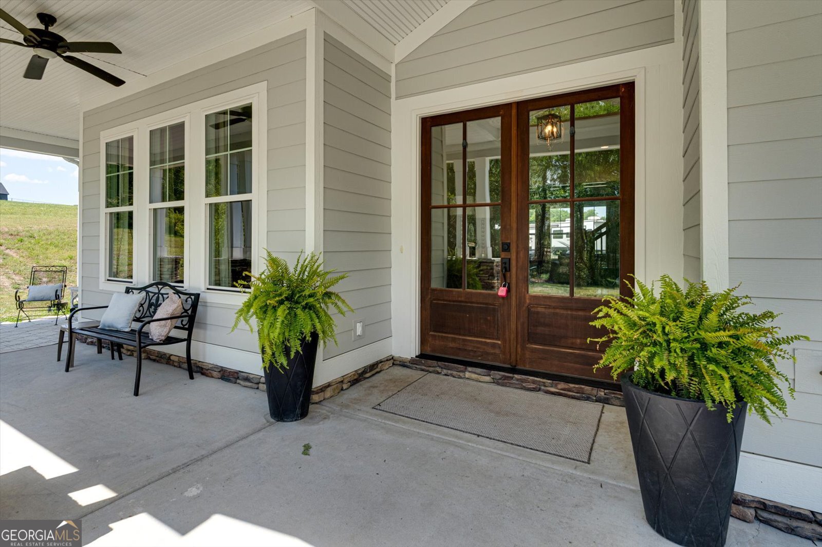200 Waters Drive Property Photo 18