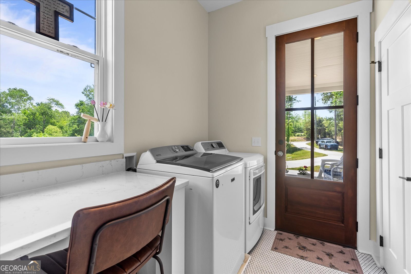 200 Waters Drive Property Photo 43