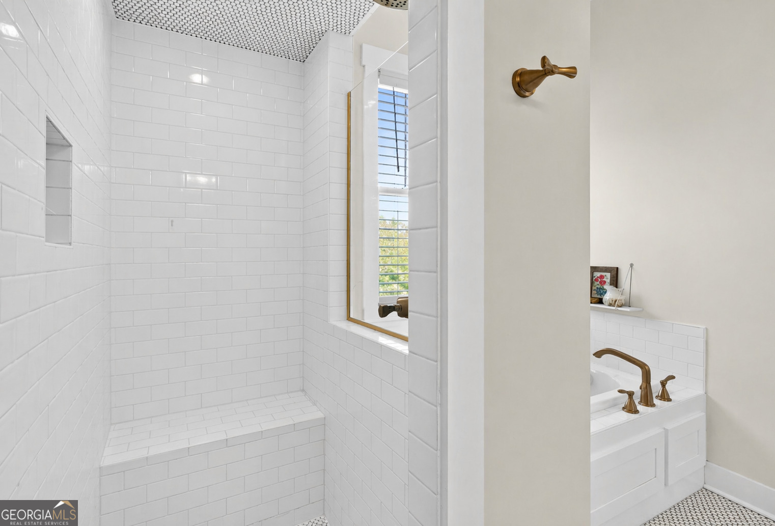 200 Waters Drive Property Photo 49