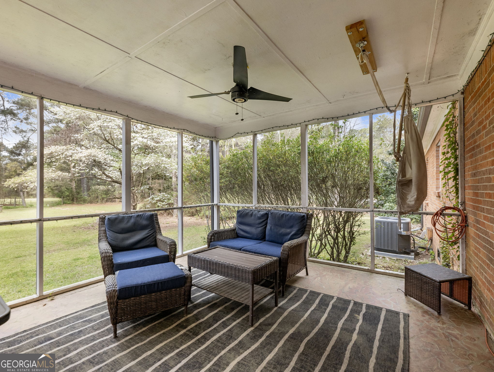 945 Poplar Street Property Photo 43