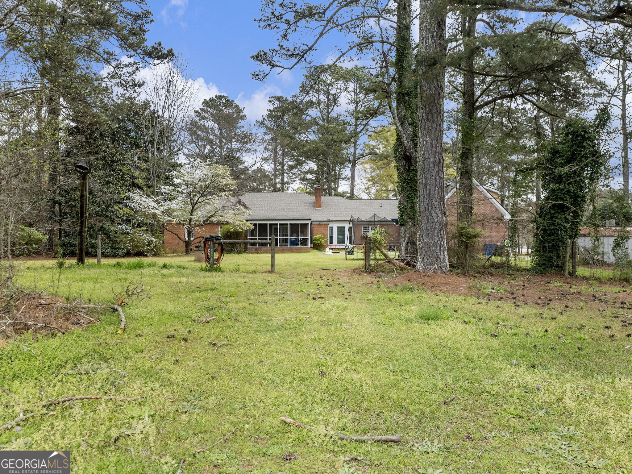 945 Poplar Street Property Photo 44