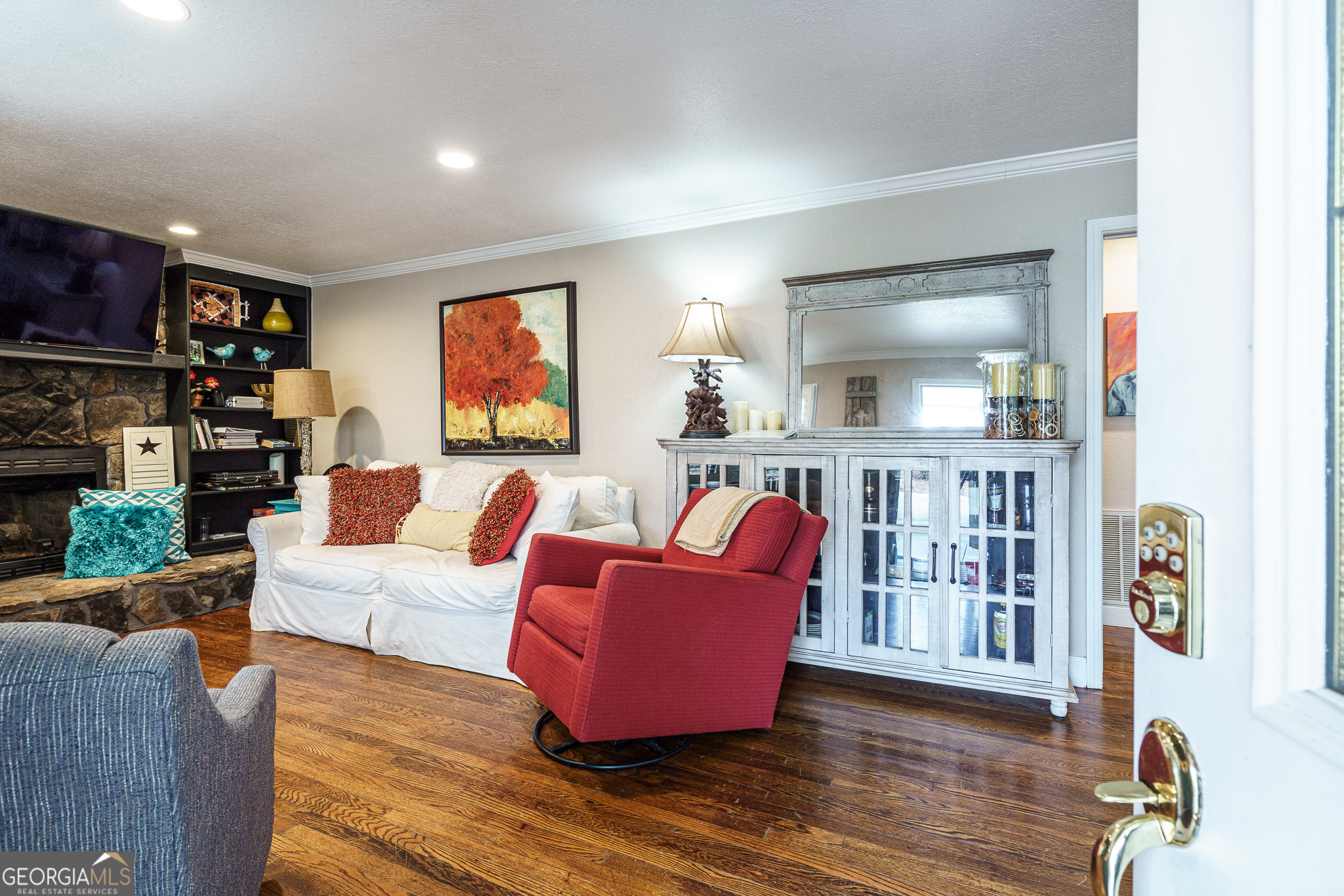 15 Lonesome Pine Property Photo 4