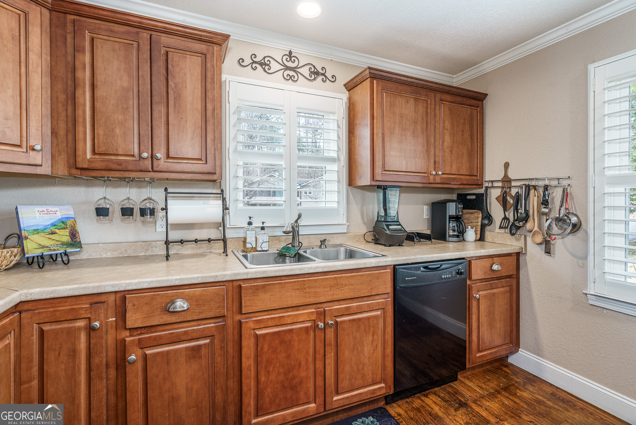 15 Lonesome Pine Property Photo 8