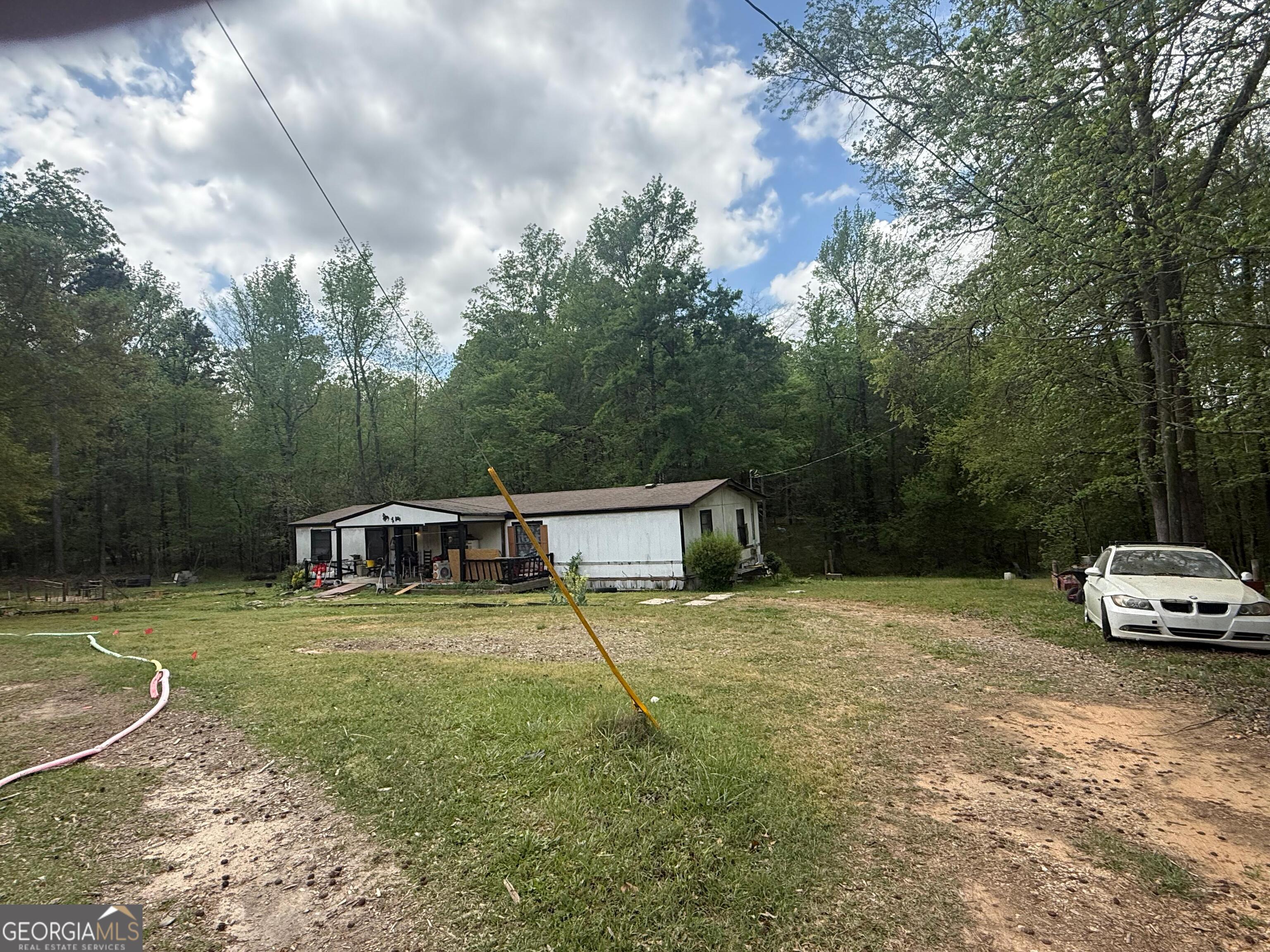 1050 Gray Horse Road Property Photo 5