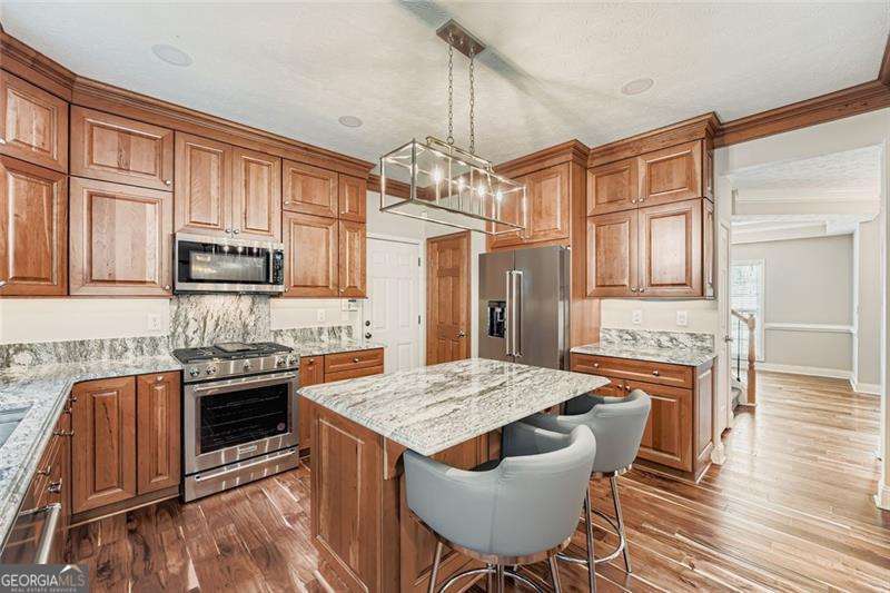 2409 Caneridge Point Sw Property Photo 9