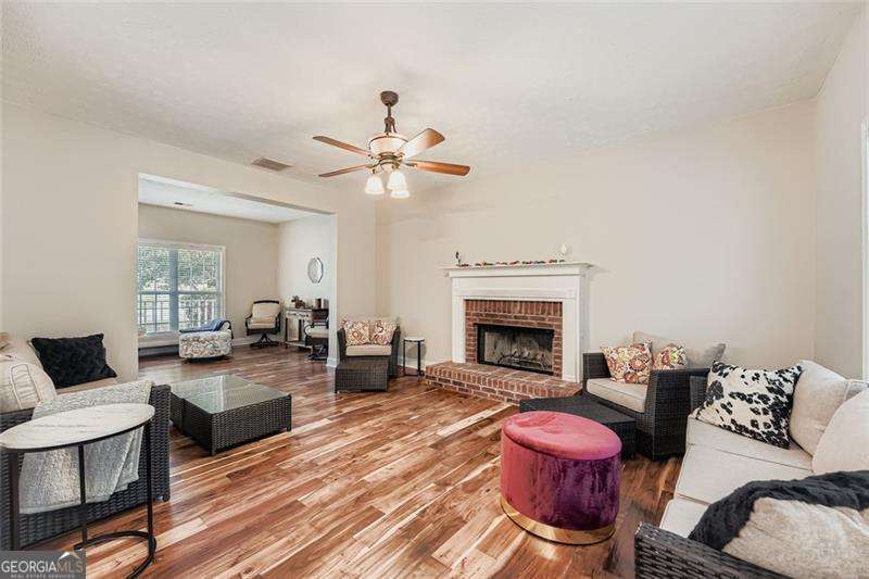 2409 Caneridge Point Sw Property Photo 14