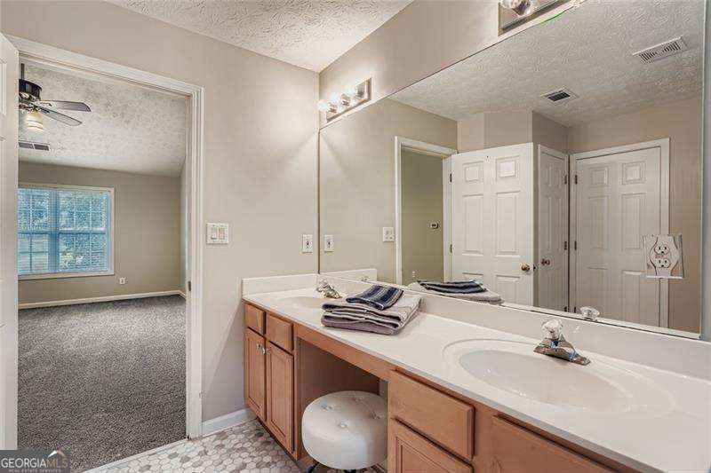 2409 Caneridge Point Sw Property Photo 20