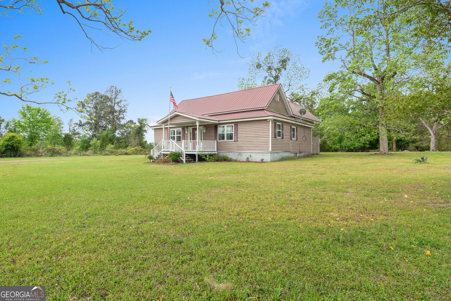 2010 Page Road Property Photo 9