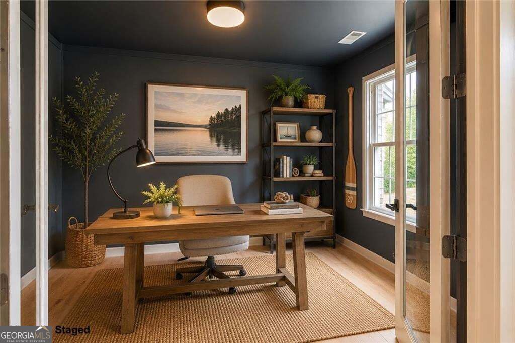 5812 Swinging Gate Road Property Photo 4