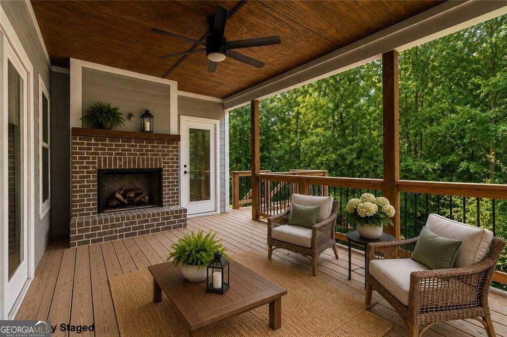 5812 Swinging Gate Road Property Photo 9