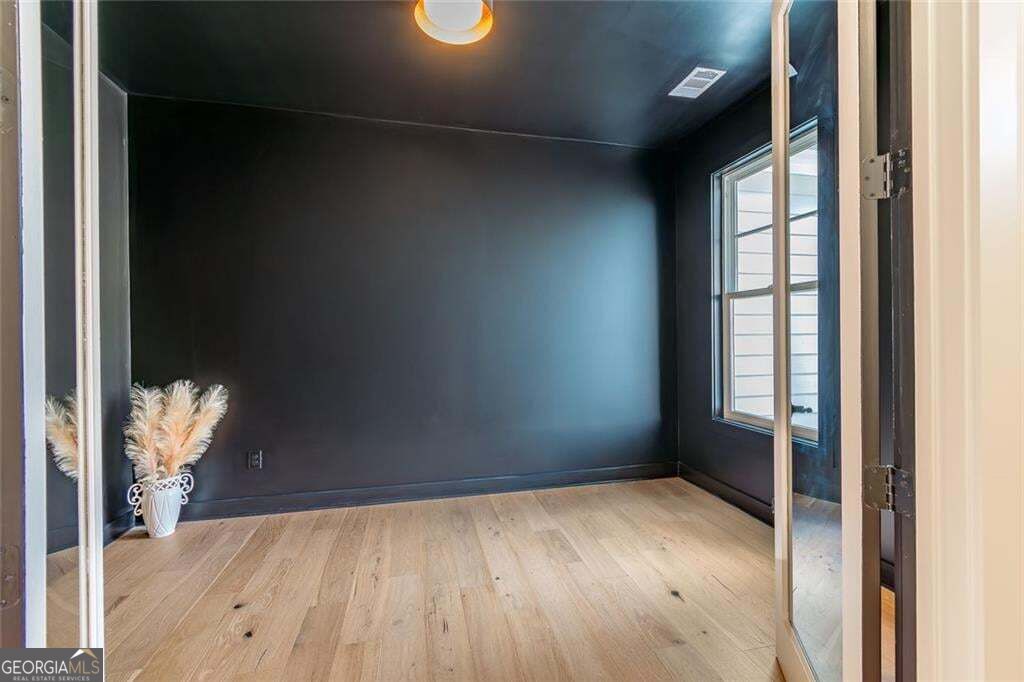 5812 Swinging Gate Road Property Photo 25