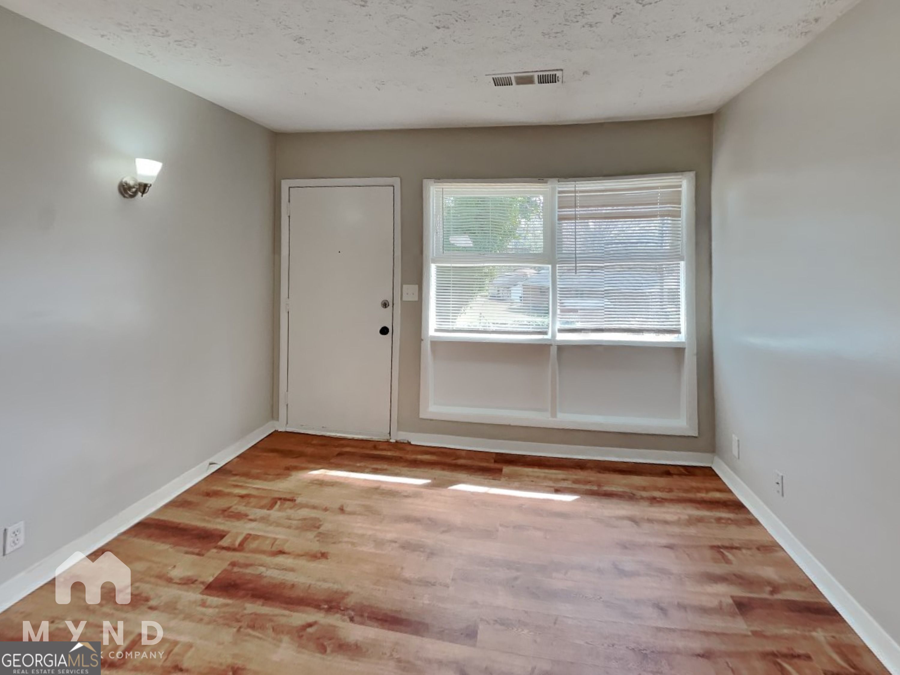 450 Fairburn Road Nw Property Photo 4