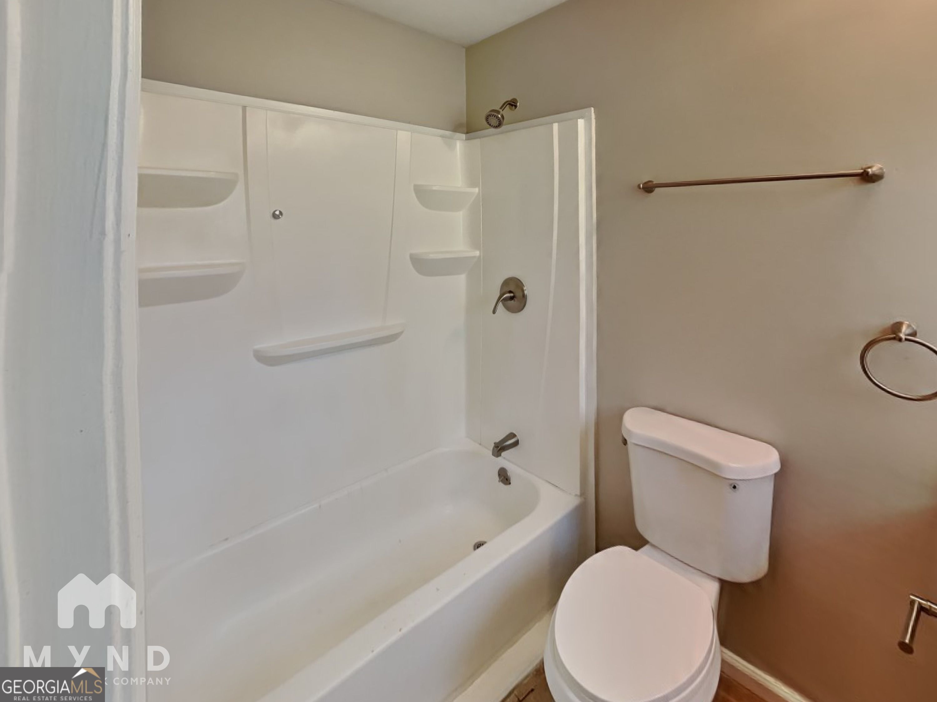 450 Fairburn Road Nw Property Photo 9