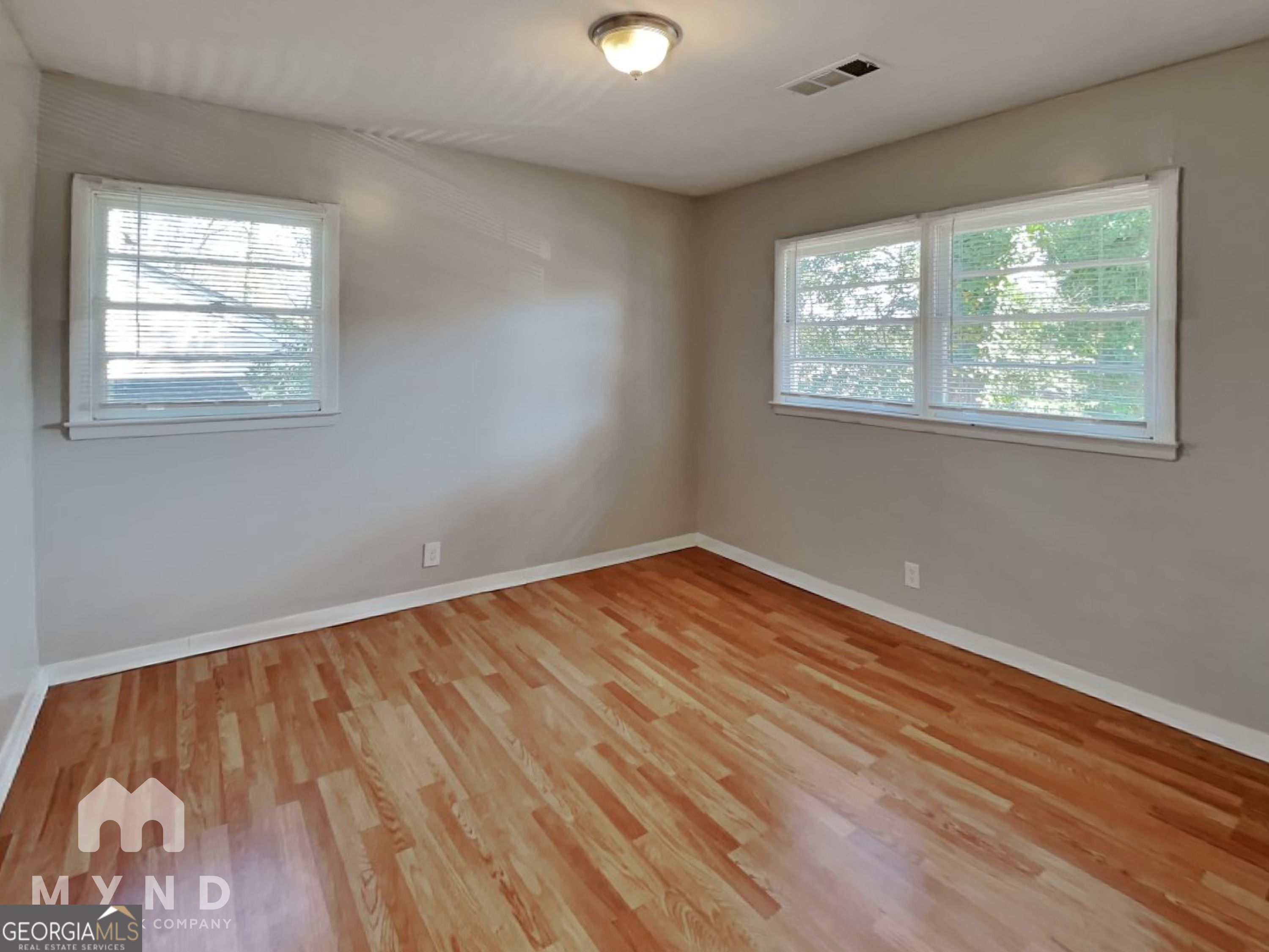 450 Fairburn Road Nw Property Photo 10