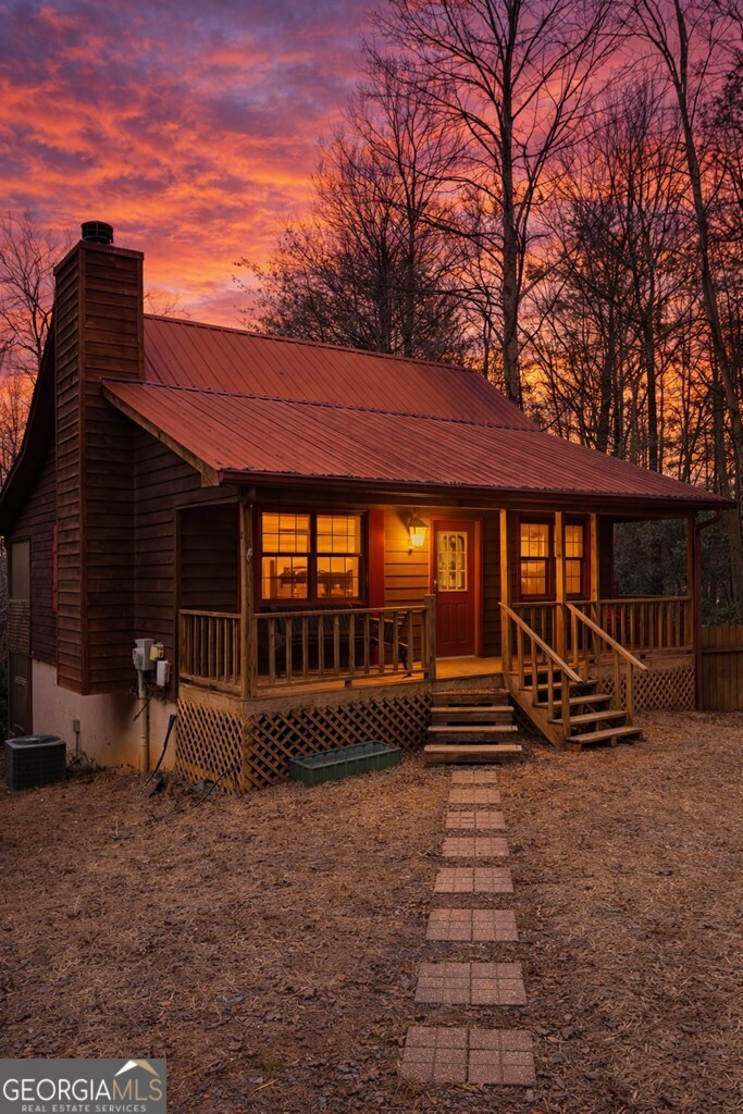 8 Virginia Lane Property Photo 1