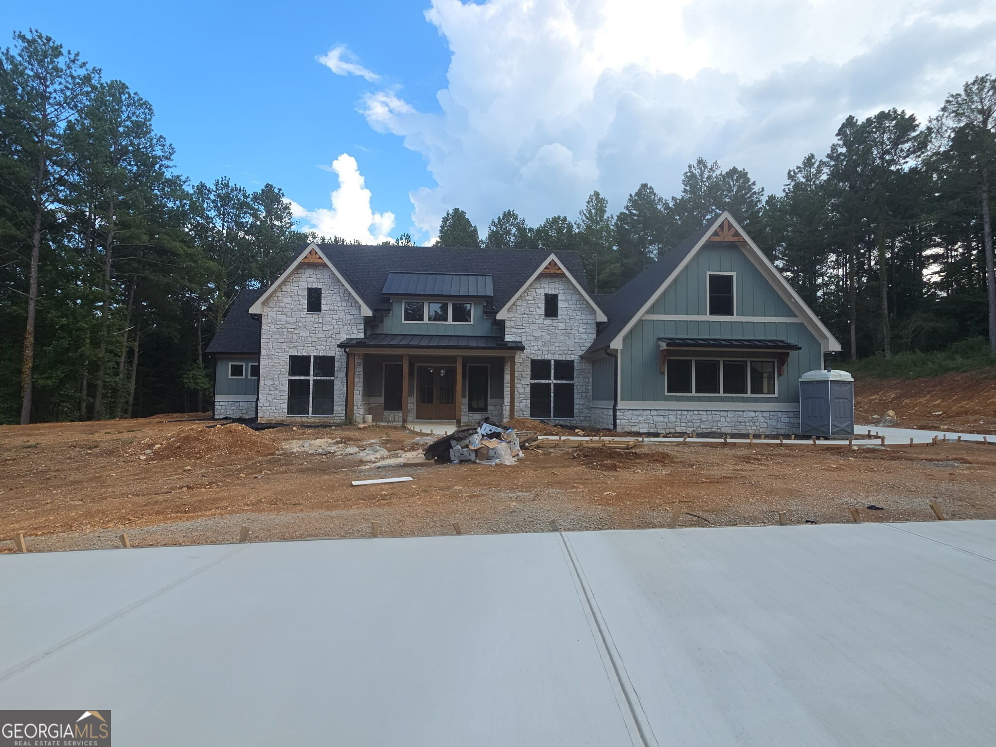 3810 Chulio Road Se Property Photo 1