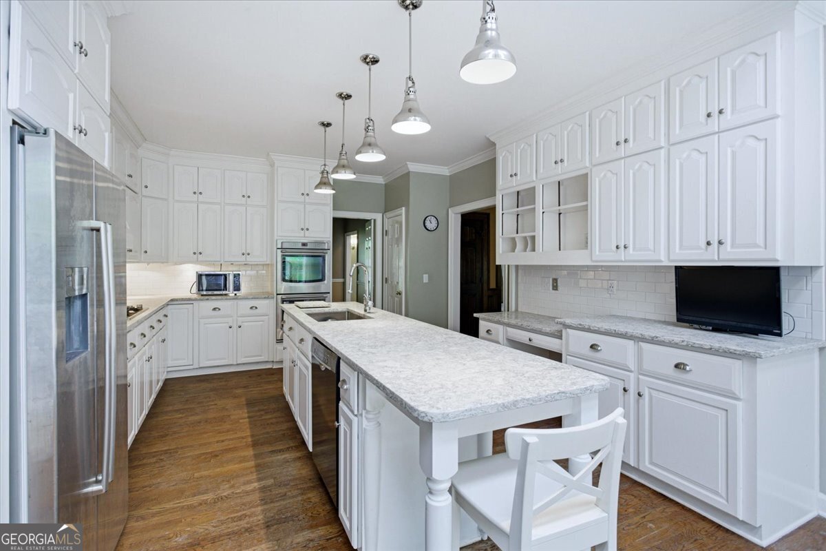 118 Ashford Park Property Photo 16