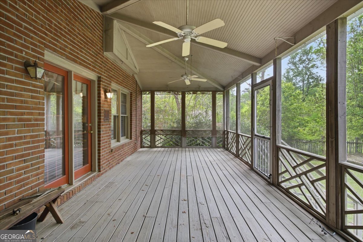 118 Ashford Park Property Photo 19