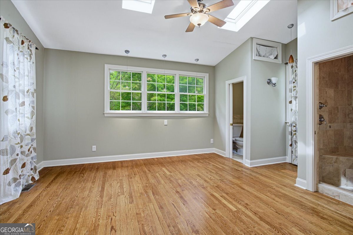 118 Ashford Park Property Photo 22