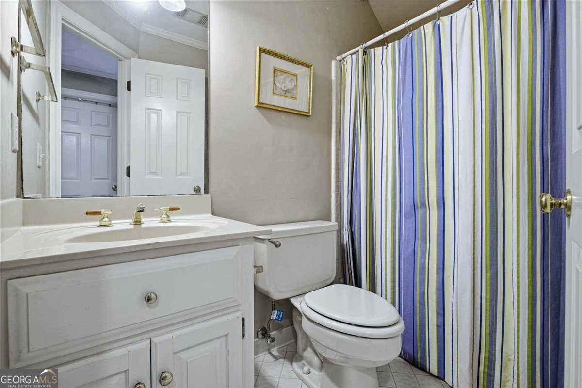 118 Ashford Park Property Photo 35