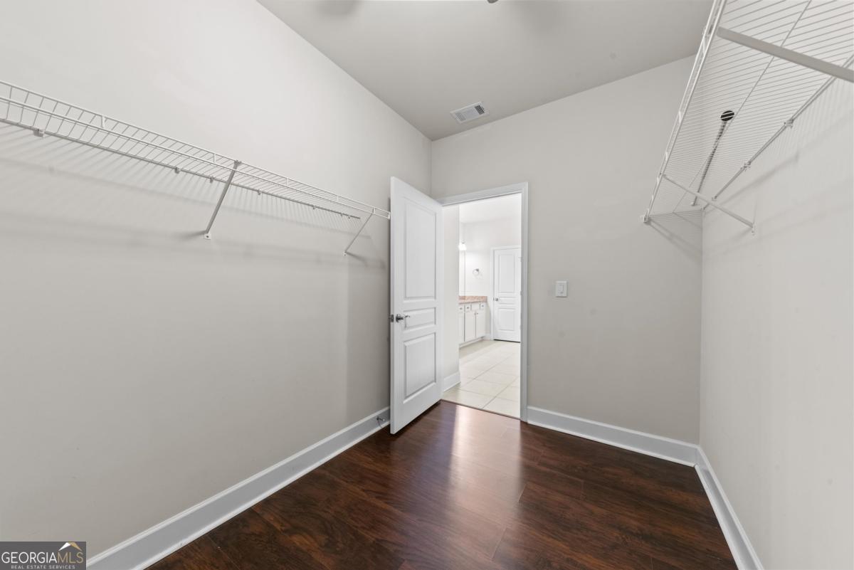 1081 Branch Creek Way Property Photo 28