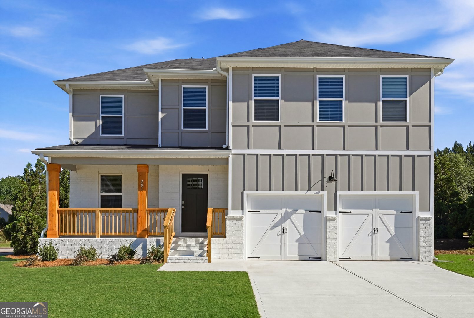 204 Freshwater Court Property Photo 1