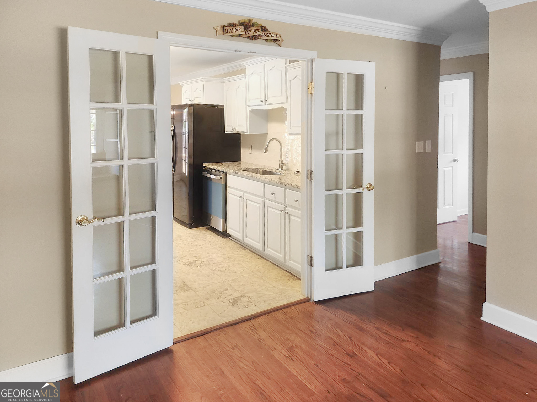 542 Lee Street Property Photo 12