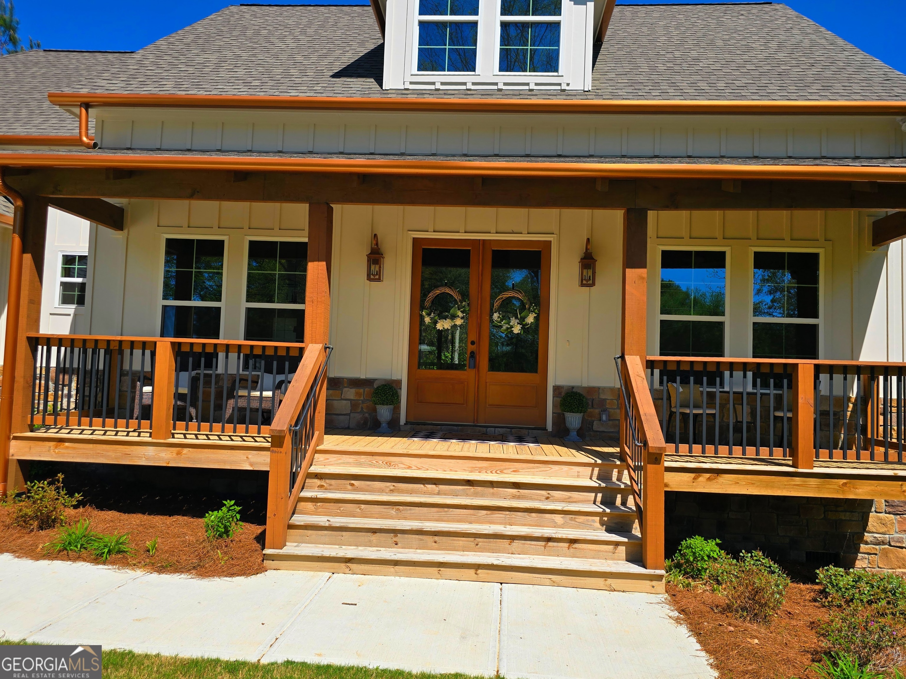 136 Rainey Road Property Photo 12
