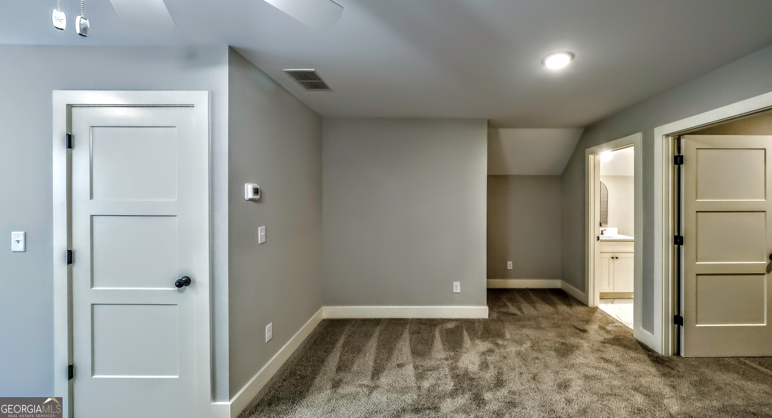 136 Rainey Road Property Photo 45