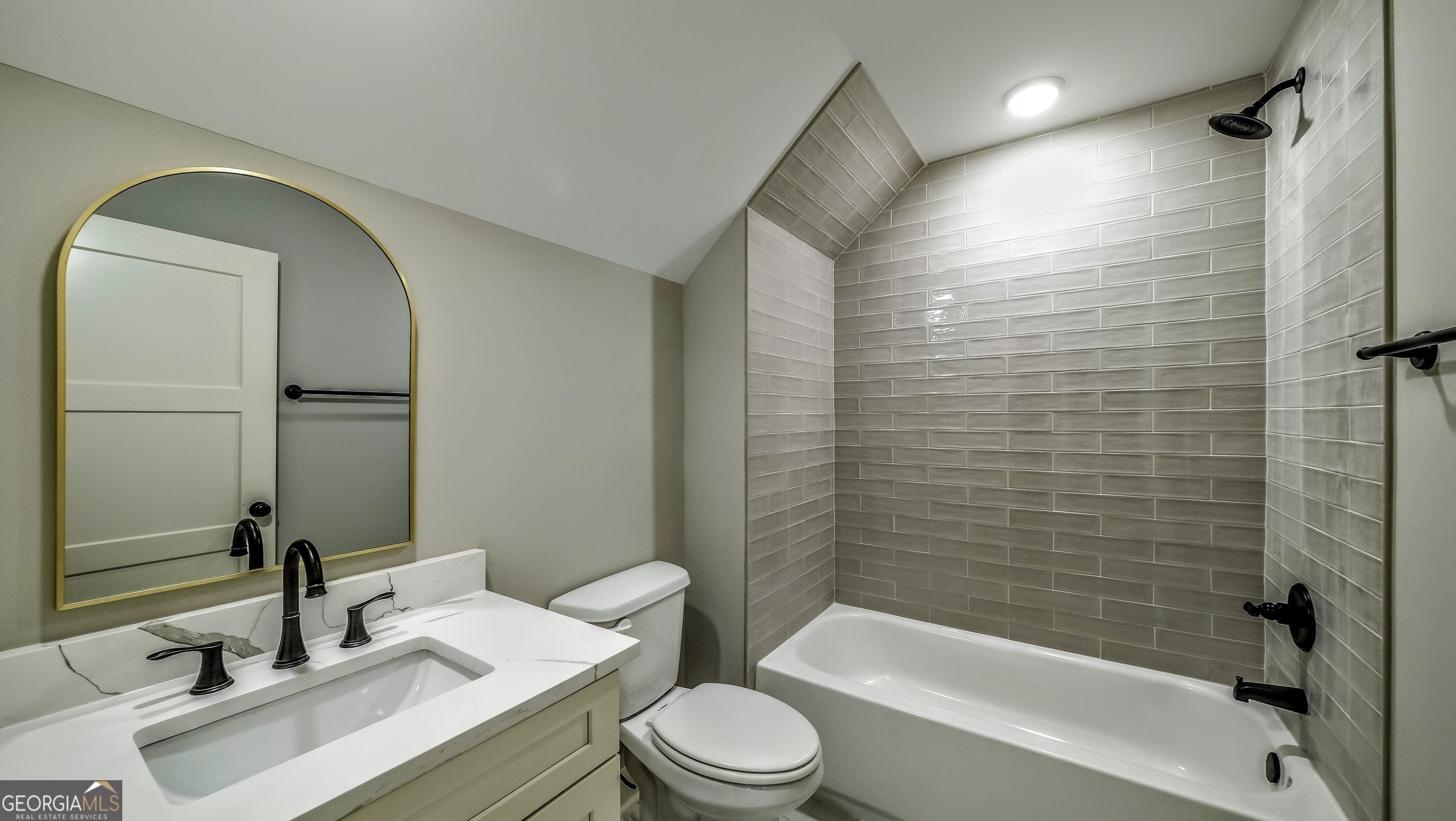 136 Rainey Road Property Photo 47