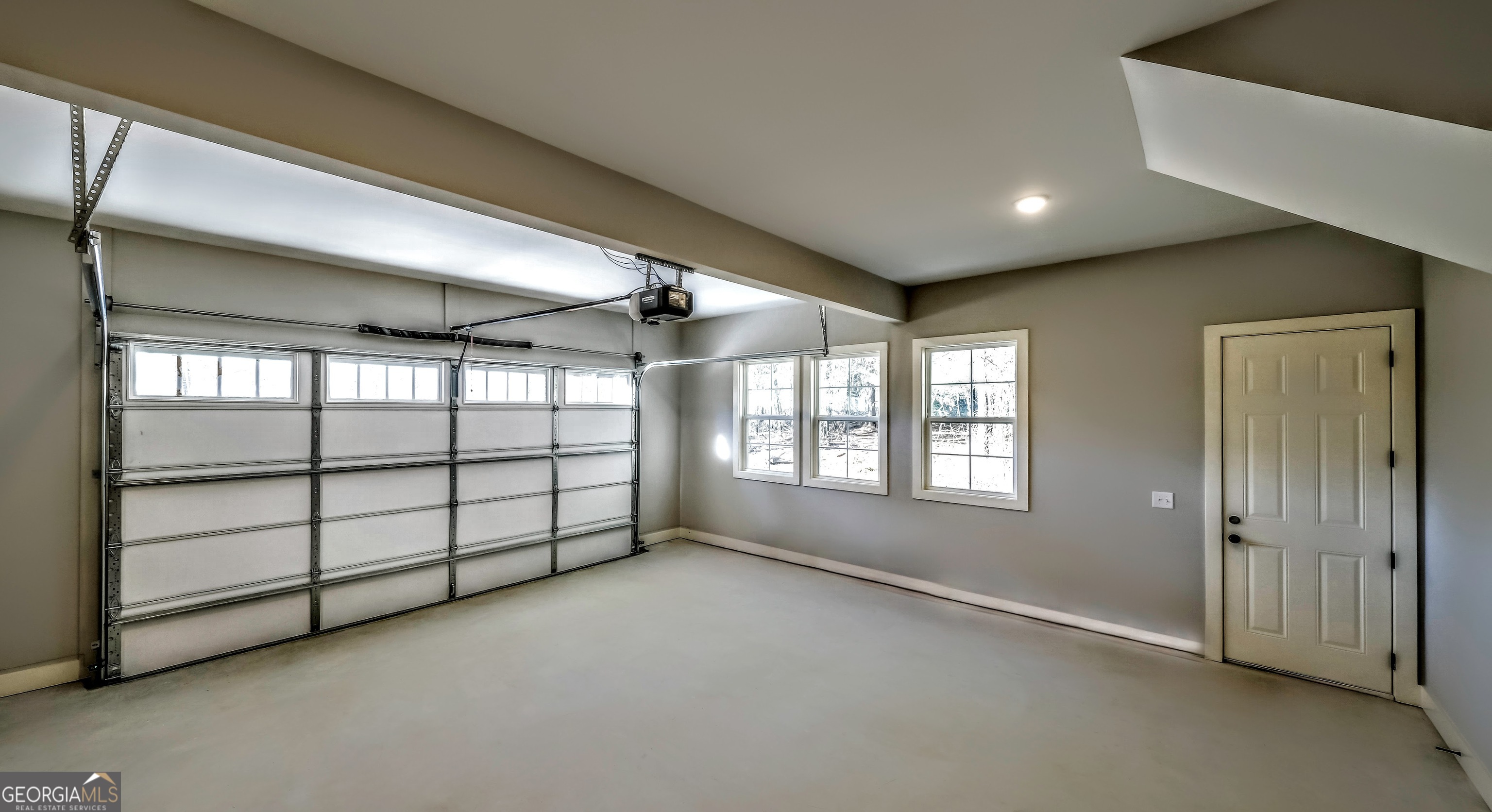 136 Rainey Road Property Photo 58
