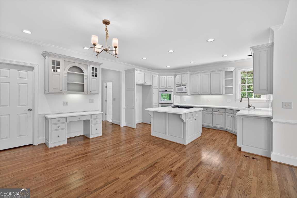 6130 Banbury Court Property Photo 14
