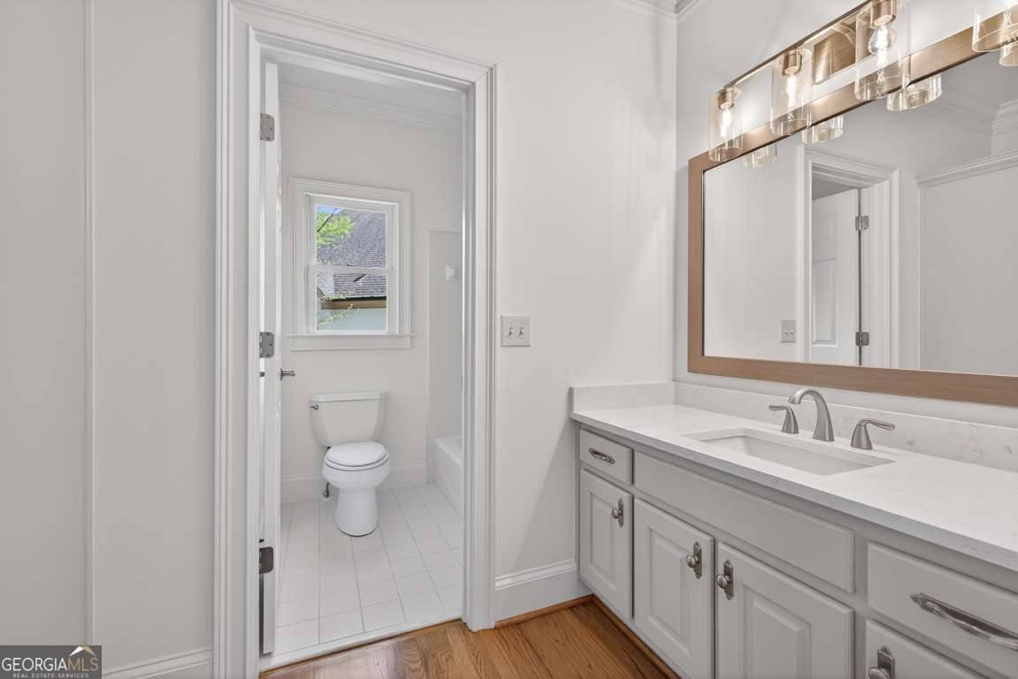 6130 Banbury Court Property Photo 16