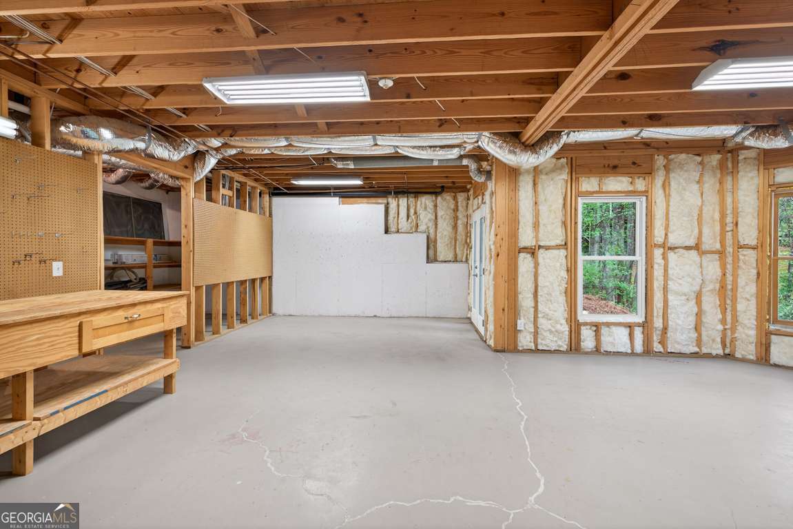 6130 Banbury Court Property Photo 23