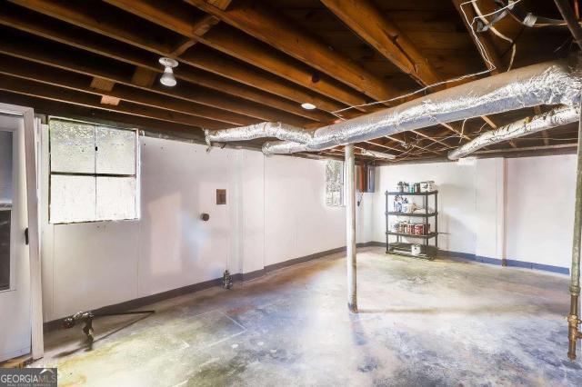 2973 Gresham Road Se Property Photo 3