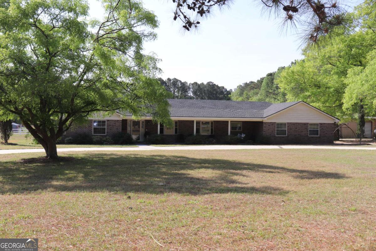 1650 Ebenezer Road Property Photo 1