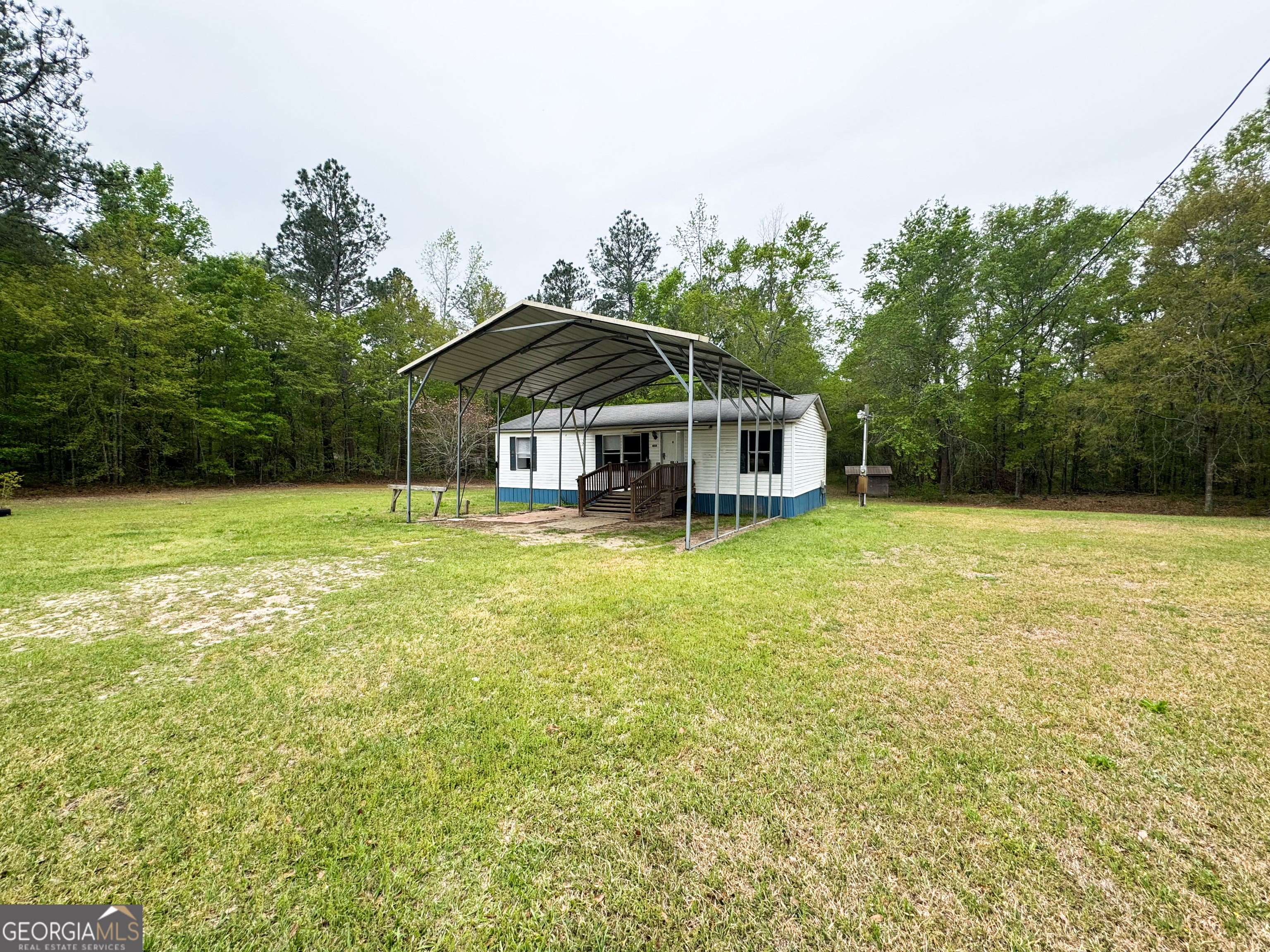 877 W Rushing Road Property Photo 1