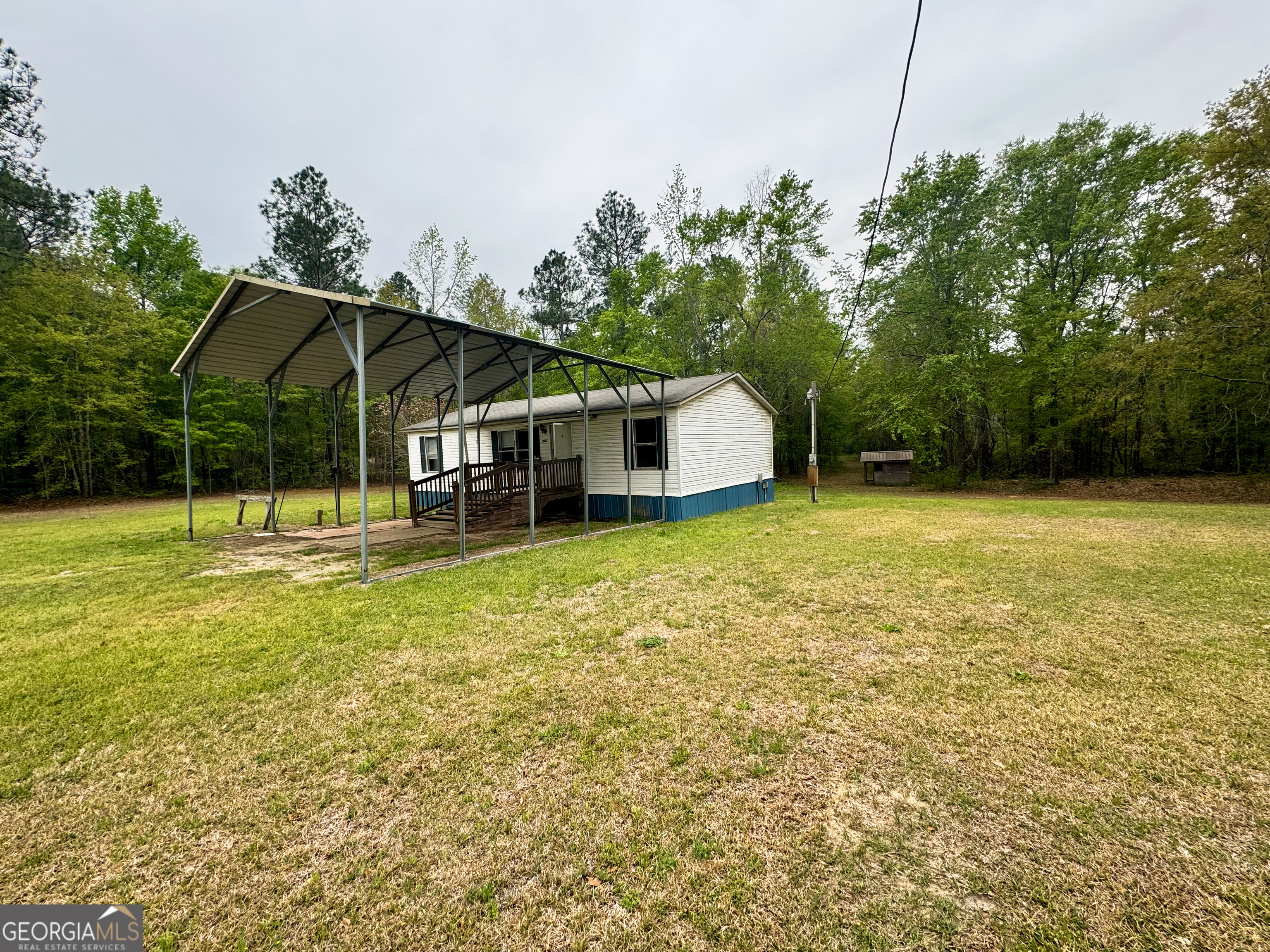 877 W Rushing Road Property Photo 5