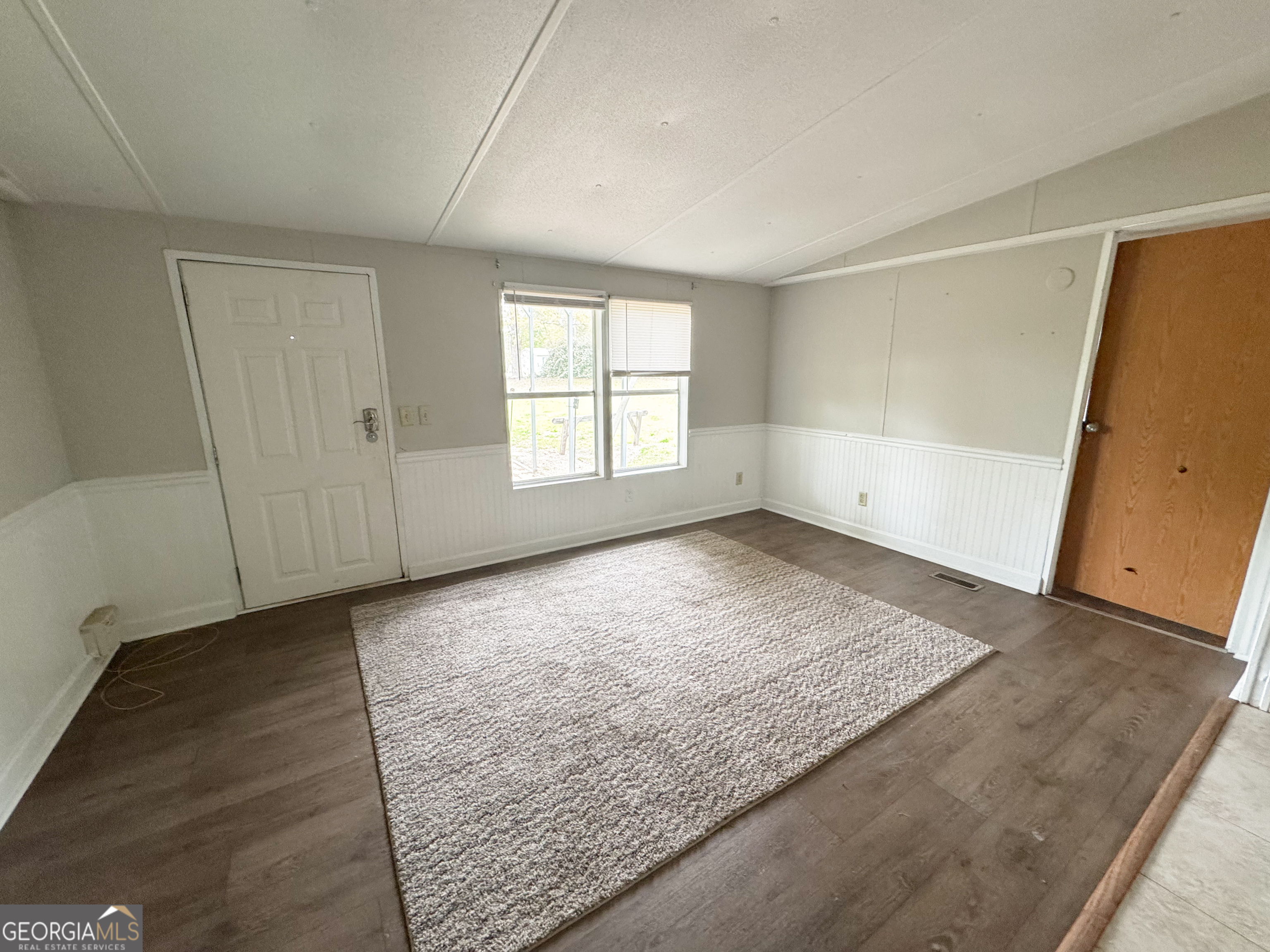 877 W Rushing Road Property Photo 12