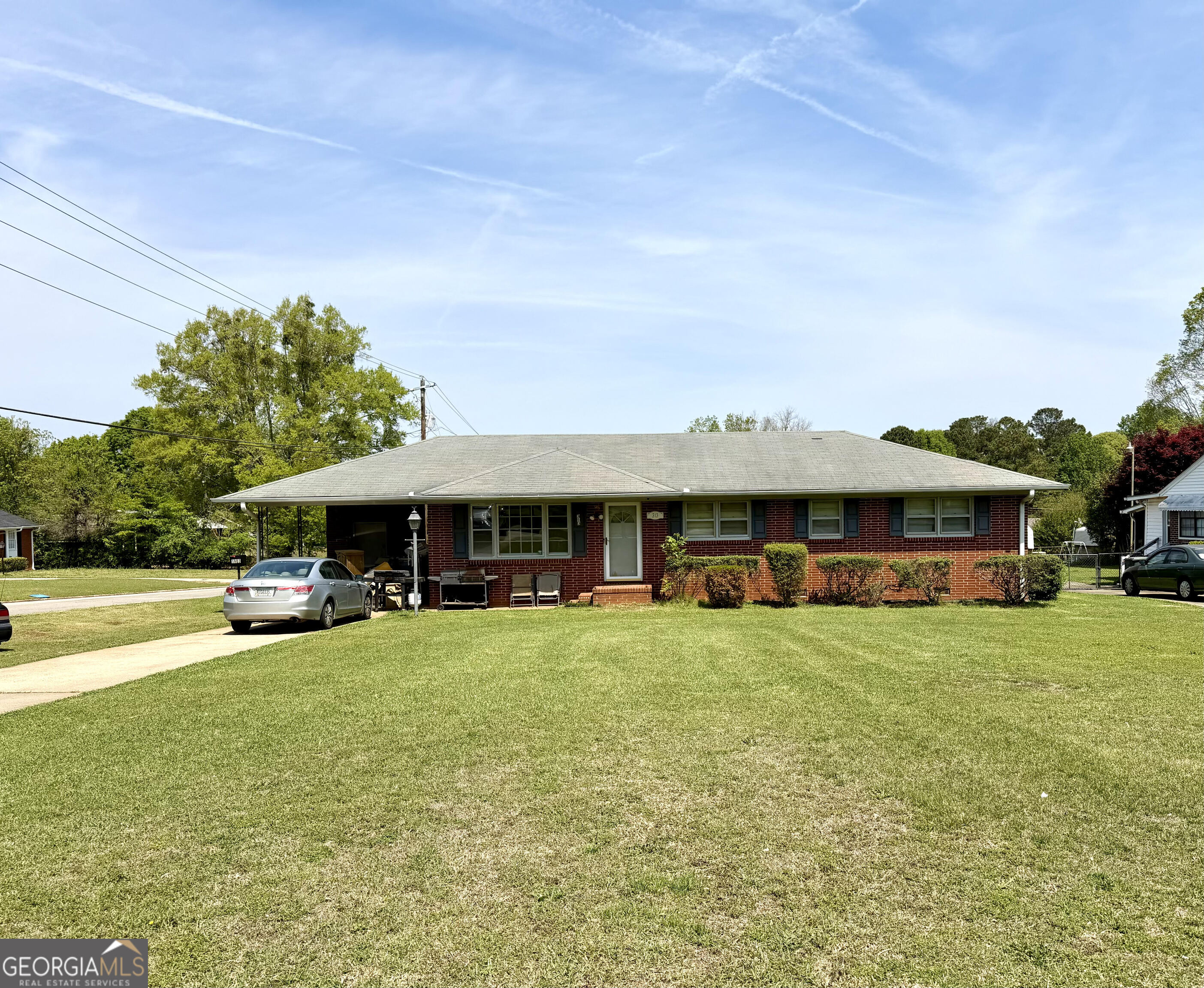 313 Mobley Street Property Photo 1