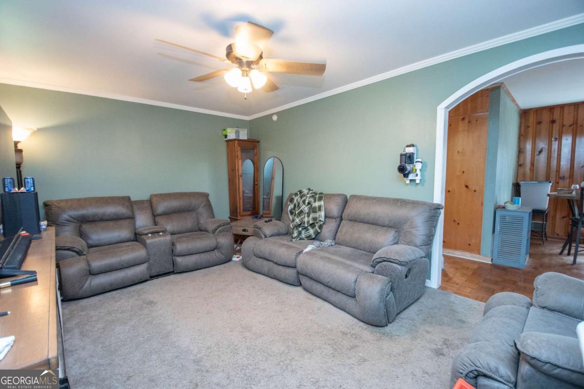 313 Mobley Street Property Photo 5