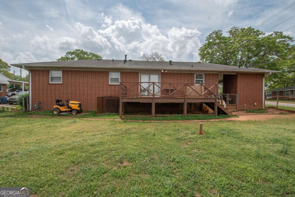 313 Mobley Street Property Photo 21