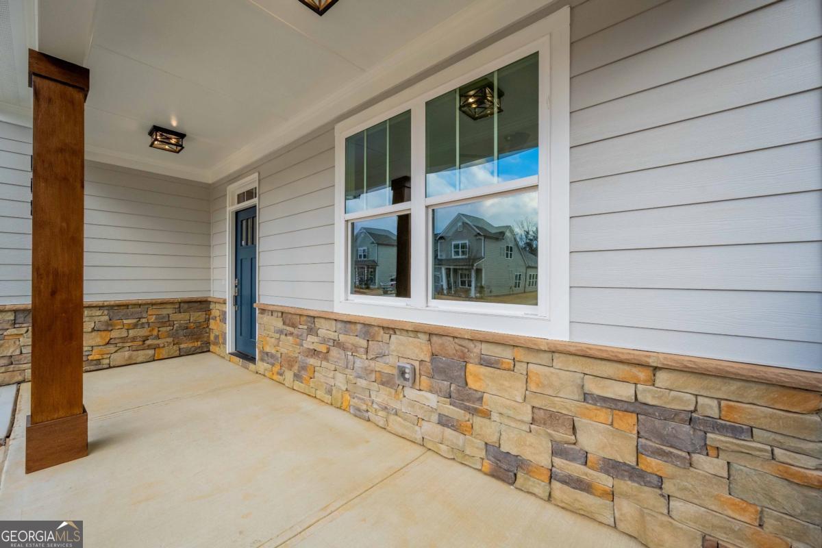126 Spaulding Lane Property Photo 4
