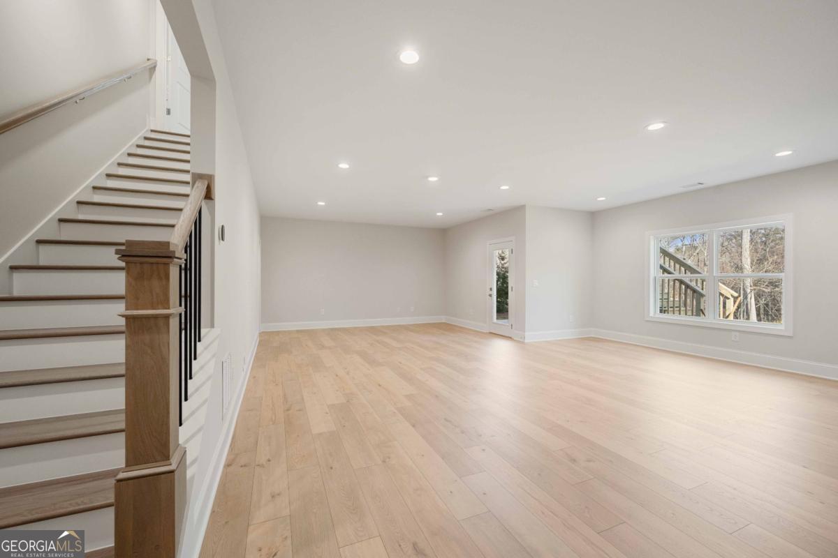 126 Spaulding Lane Property Photo 34