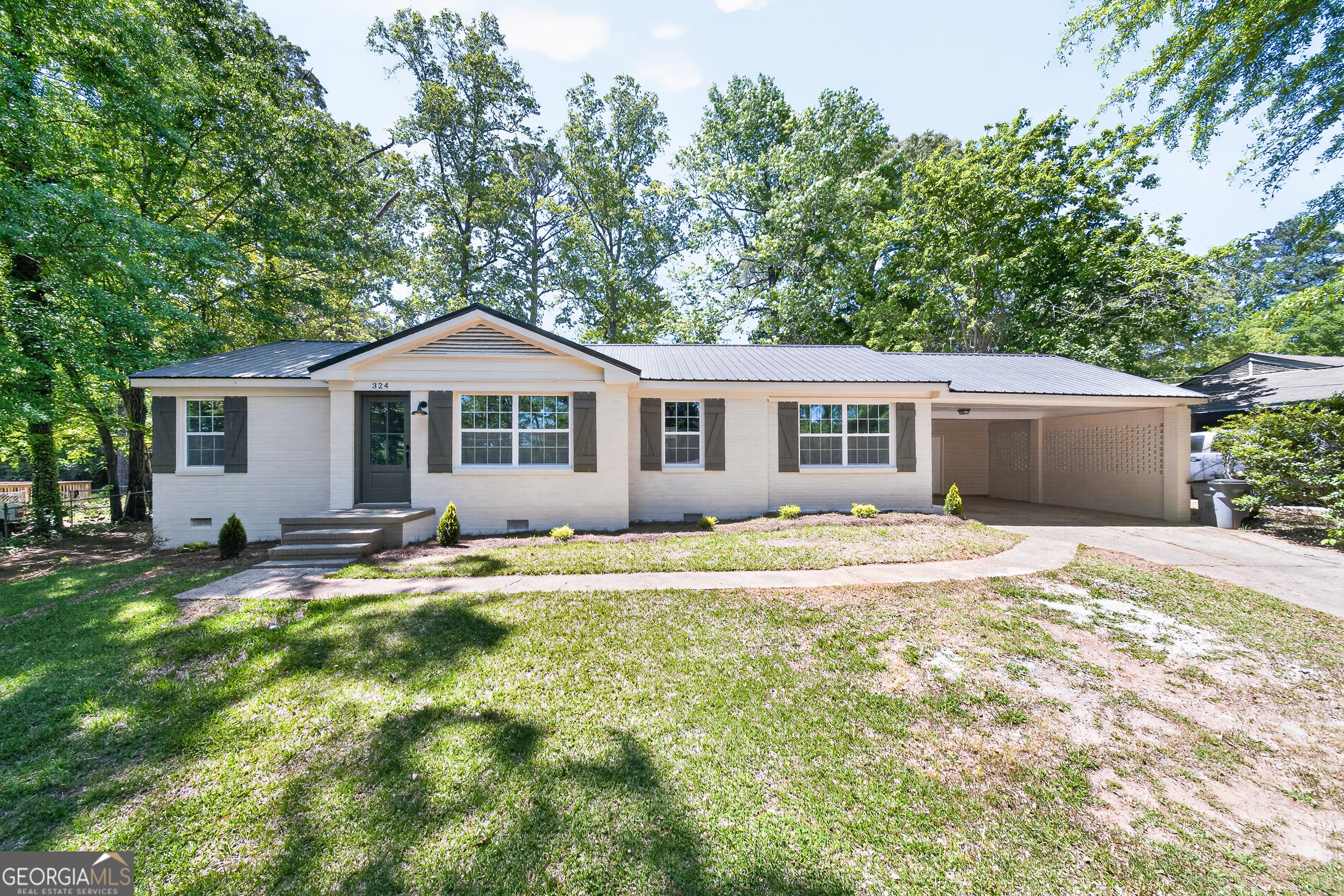 324 Park Hill Drive Property Photo 1