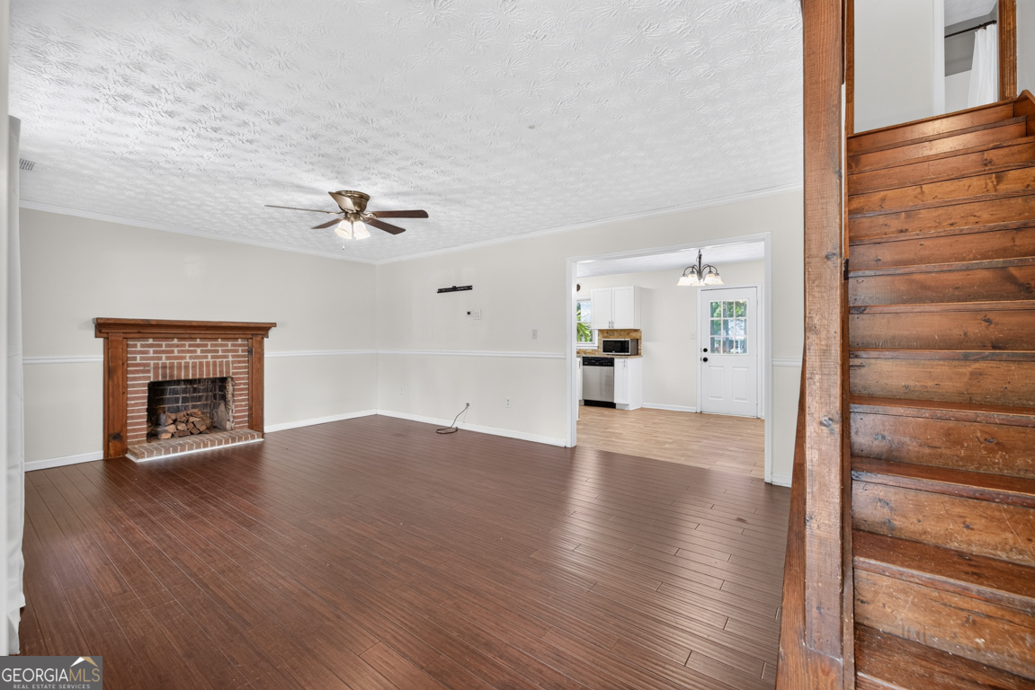 210 Bernice Drive Property Photo 12