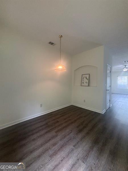 1560 Eastern Sunrise Lane Property Photo 7