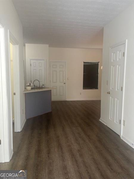 1560 Eastern Sunrise Lane Property Photo 11