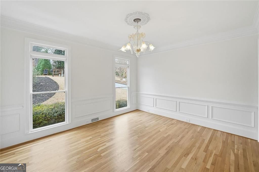 710 Leeds Garden Terrace Property Photo 16