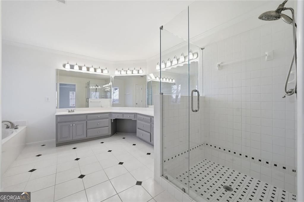 710 Leeds Garden Terrace Property Photo 56